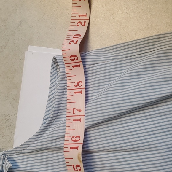 Bcbg max Azria top - Picture 12 of 13